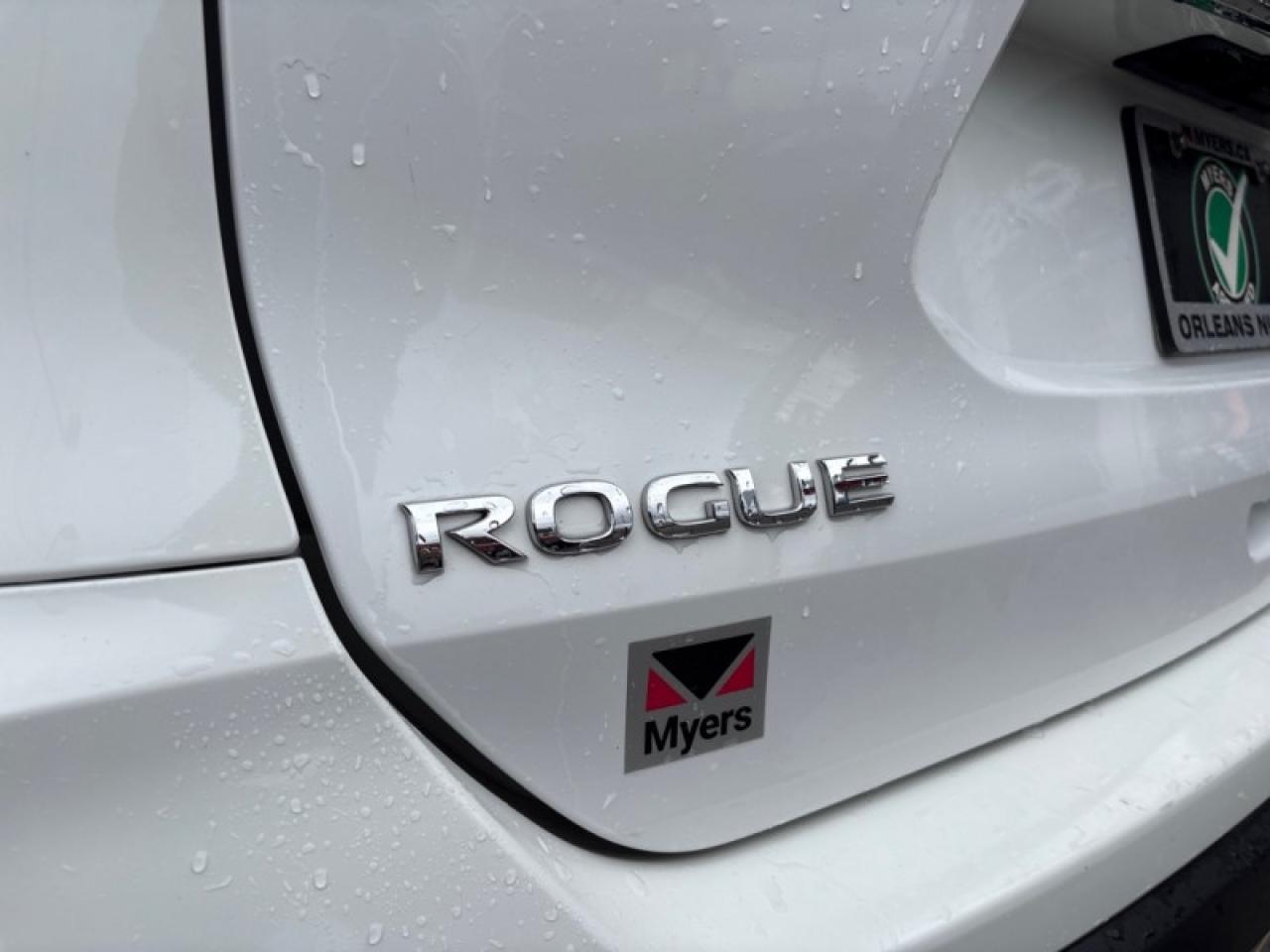 2018 Nissan Rogue S  Fresh Trade-in, Clean CARFAX Photo