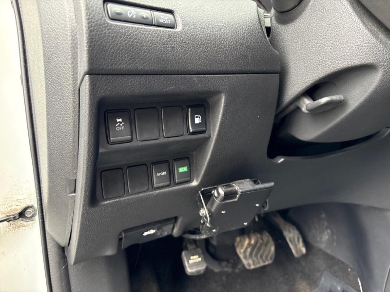 2018 Nissan Rogue S  Fresh Trade-in, Clean CARFAX Photo