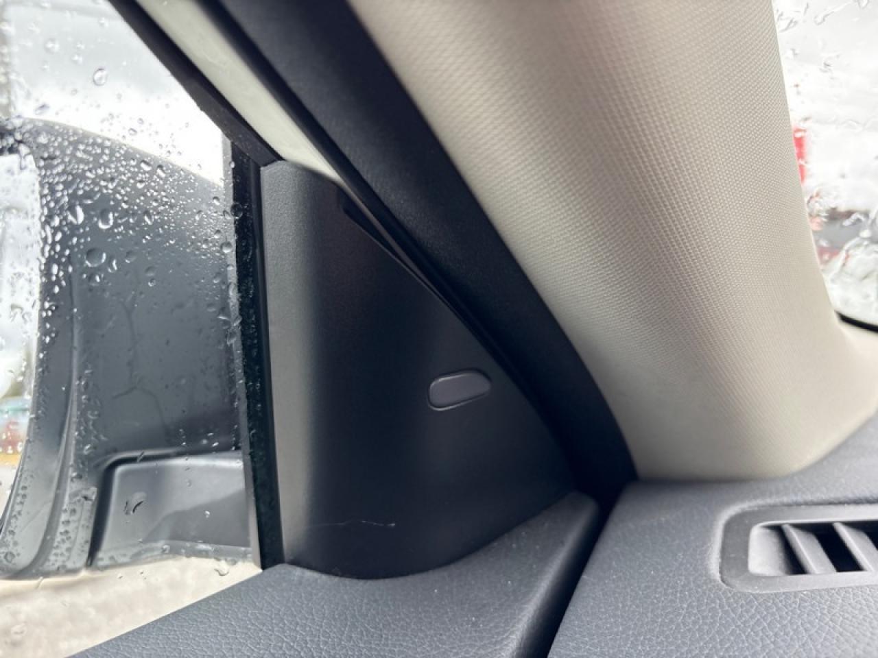 2018 Nissan Rogue S  Fresh Trade-in, Clean CARFAX Photo