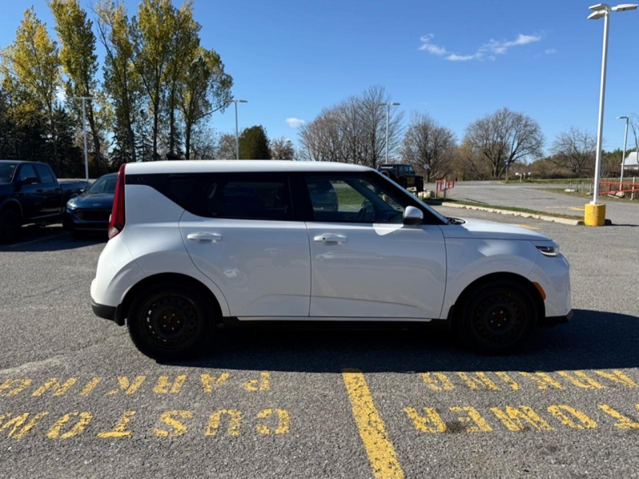 2020 Kia Soul EV Premium  - Navigation -  Apple CarPlay Photo4