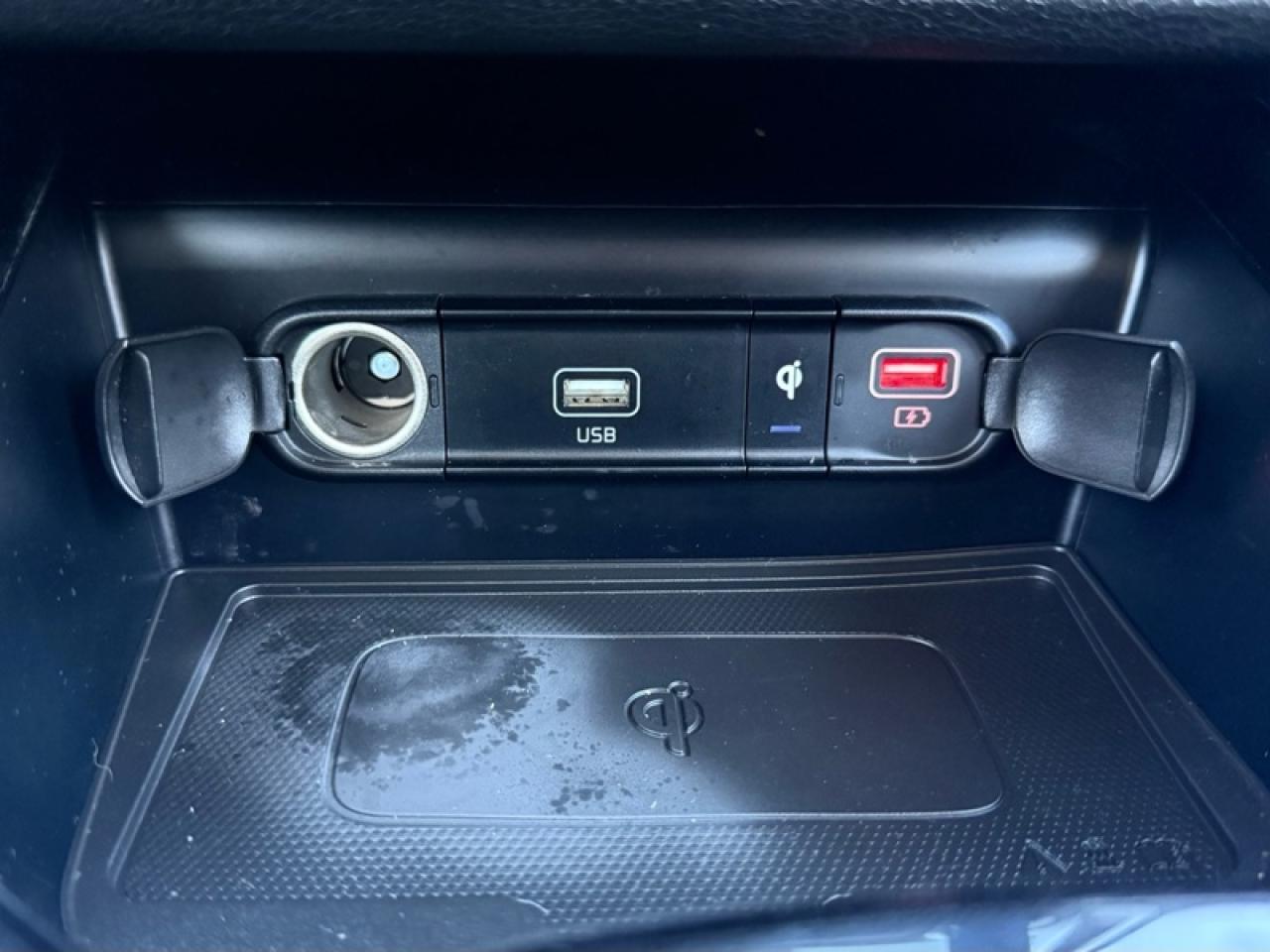 2020 Kia Soul EV Premium  - Navigation -  Apple CarPlay Photo