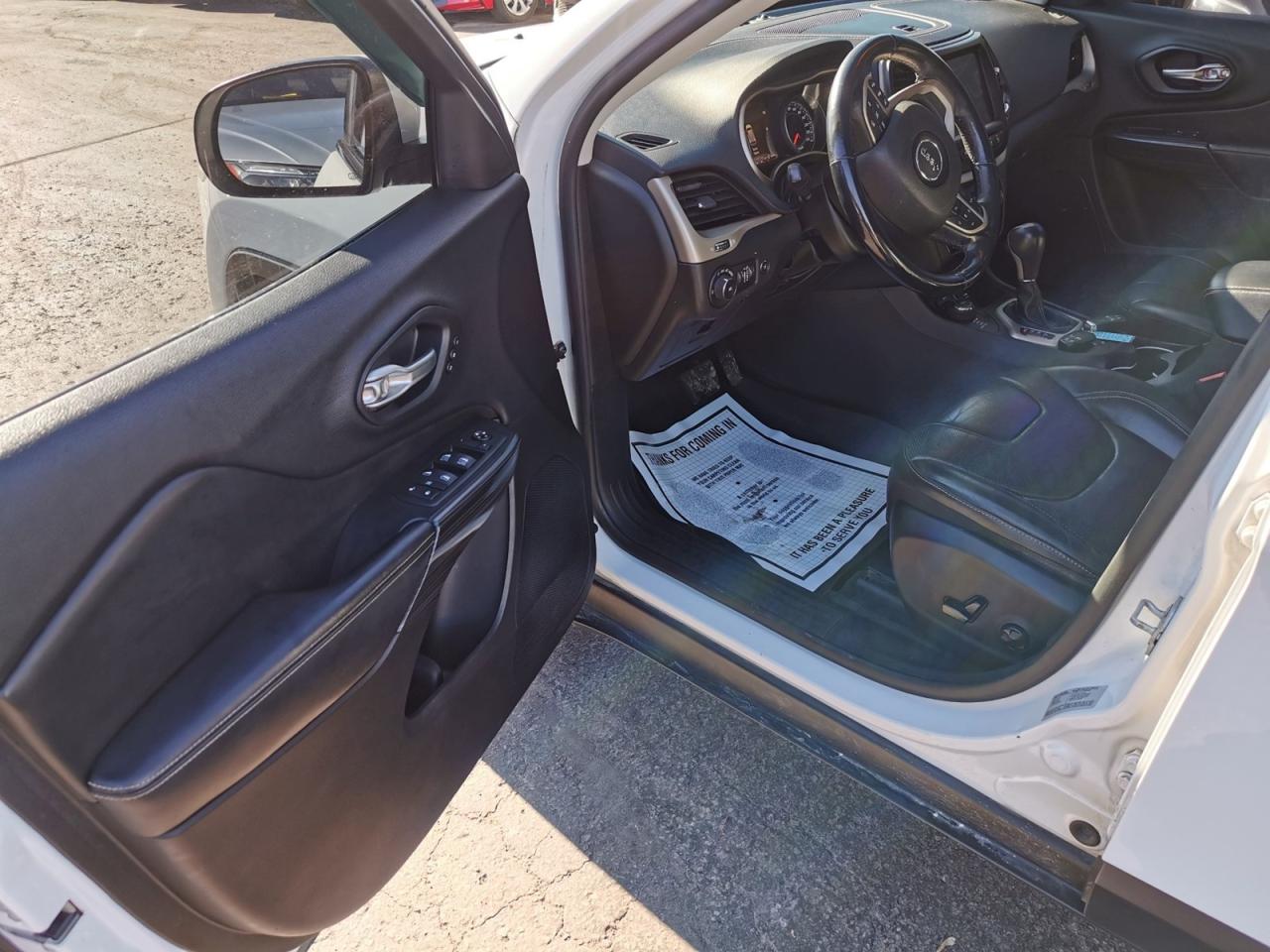 2015 Jeep Cherokee Limited - Photo #11