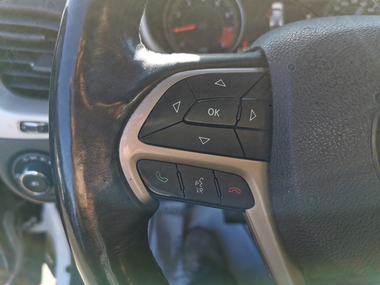 2015 Jeep Cherokee Limited - Photo #18