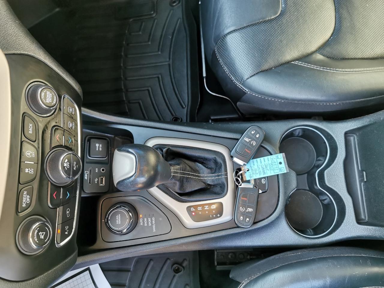 2015 Jeep Cherokee Limited - Photo #21