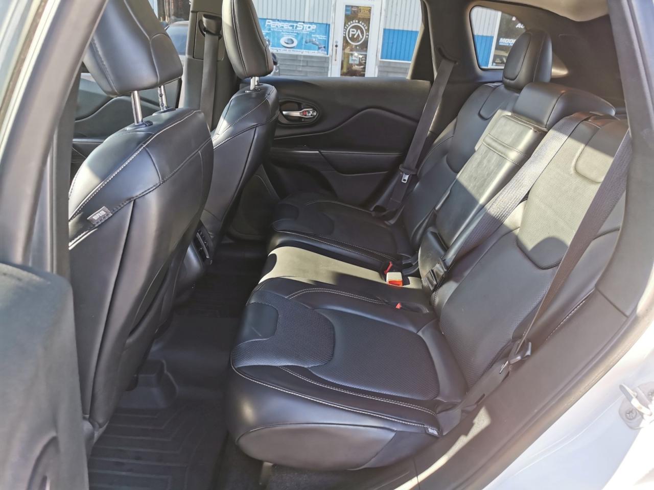 2015 Jeep Cherokee Limited - Photo #28