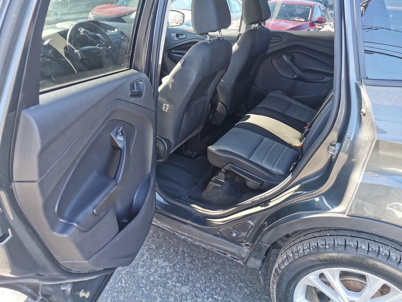 2017 Ford Escape S FWD - Photo #19