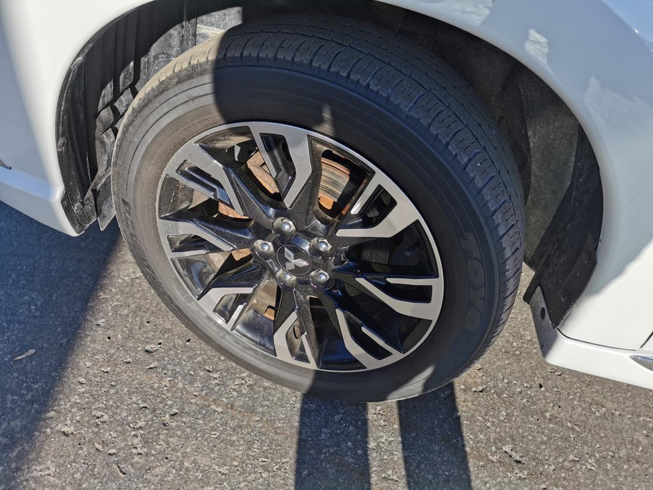 2018 Mitsubishi Outlander Phev SEL - Photo #9