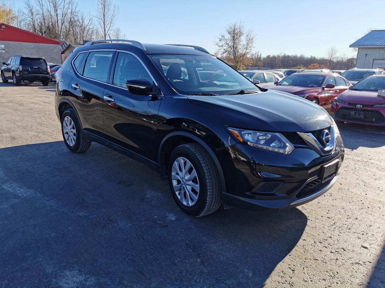 2015 Nissan Rogue S AWD - Photo #3
