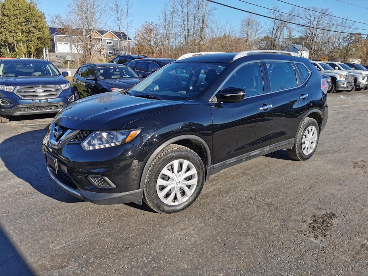 Used 2015 Nissan Rogue S AWD for sale in Madoc, ON