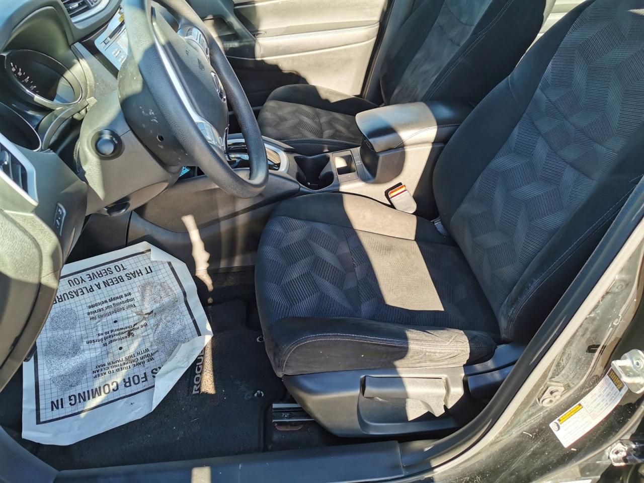 2015 Nissan Rogue S AWD - Photo #11