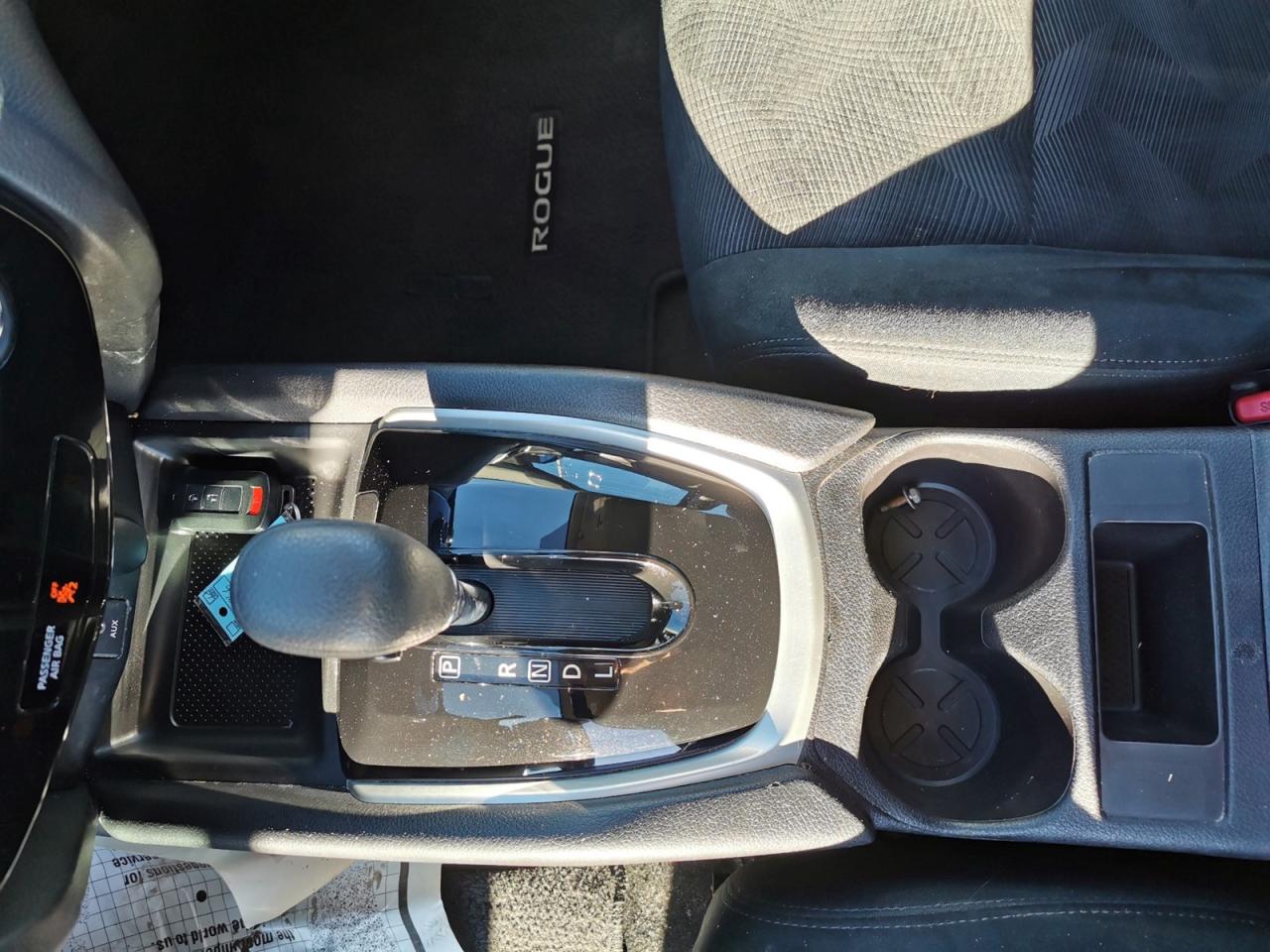 2015 Nissan Rogue S AWD - Photo #17