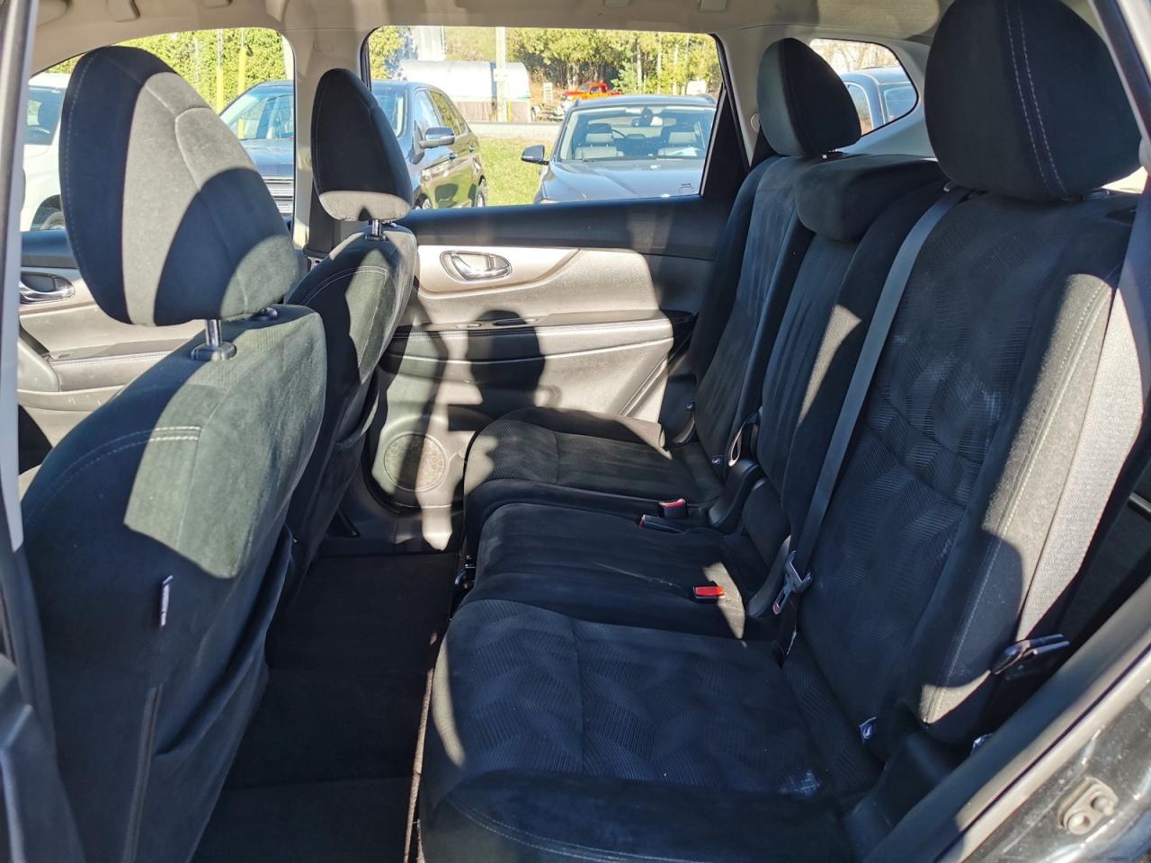 2015 Nissan Rogue S AWD - Photo #21