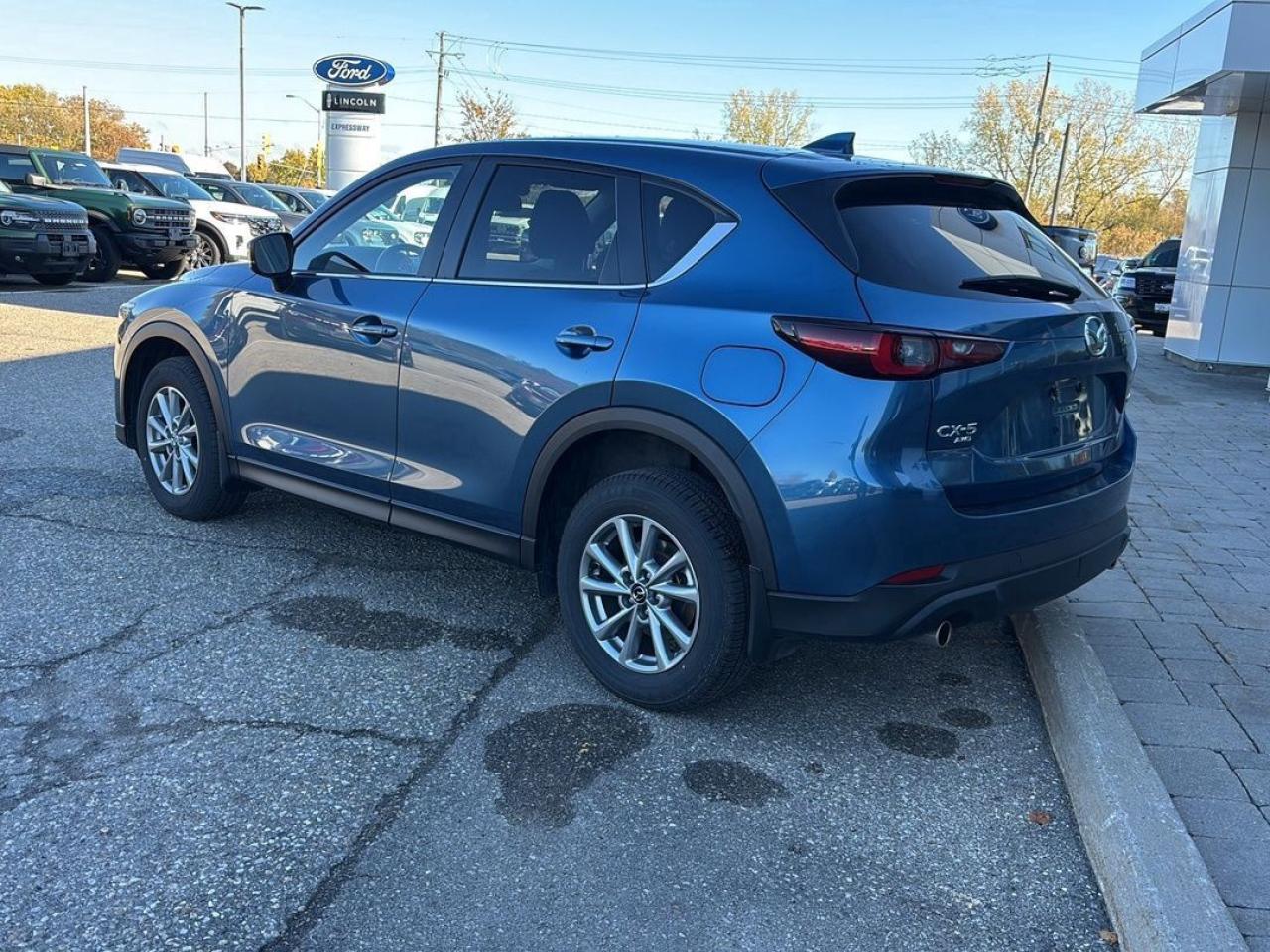 2023 Mazda CX-5 GS Photo5