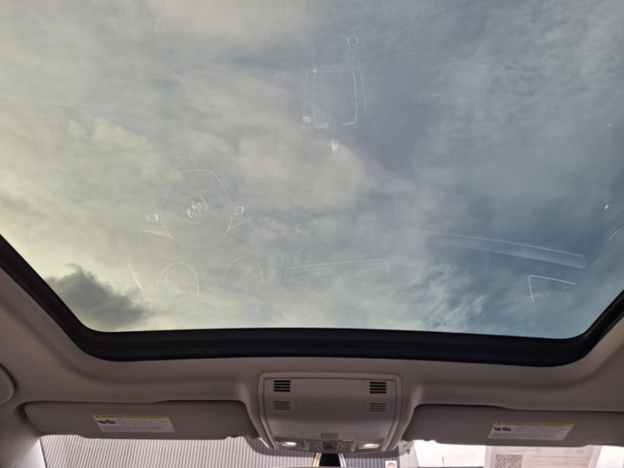 2019 Volkswagen Golf Alltrack Highline DSG AWD | Leatherette | Pano Roof | Adaptive Cruise | Heated Seats | CarPlay & More ! Photo