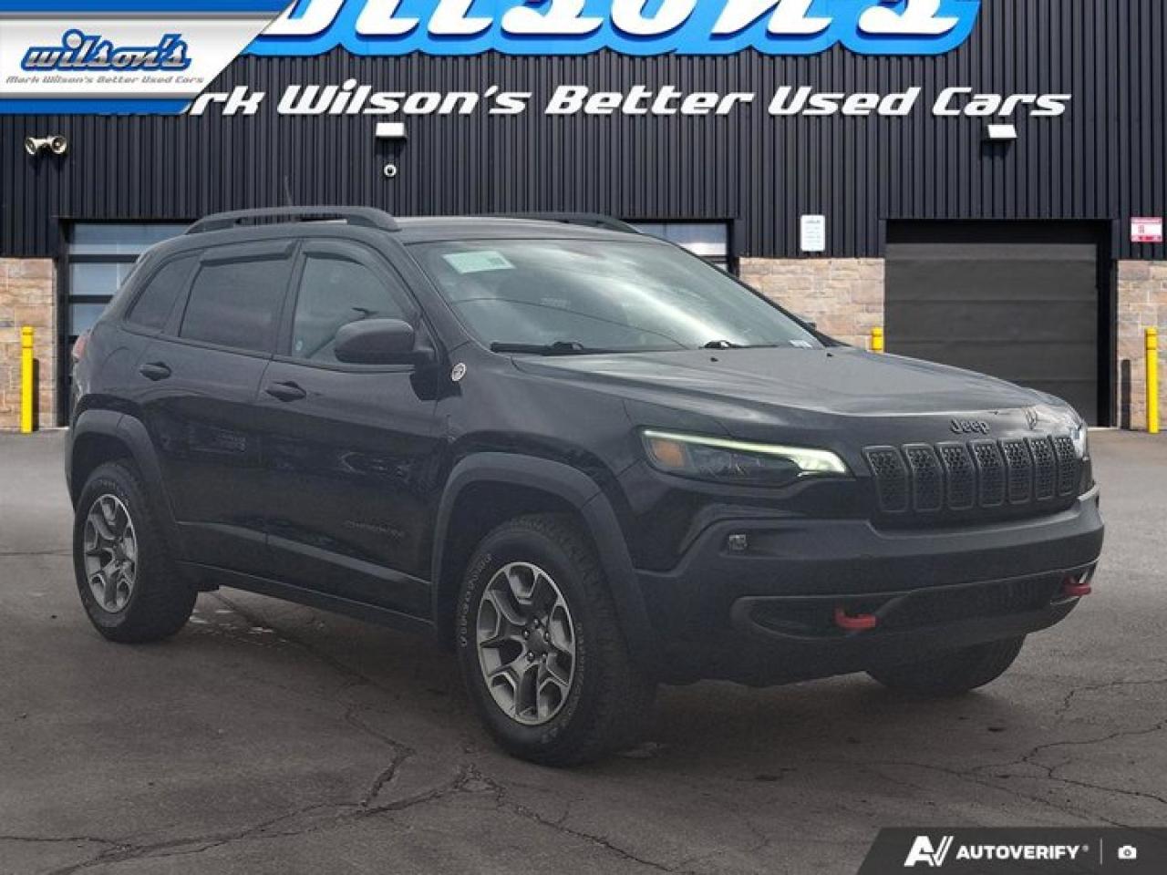2020 Jeep Cherokee Trailhawk 4WD | Leather Trim | Nav | CarPlay & Android Auto | Htd Seats & Steering & More ! Photo