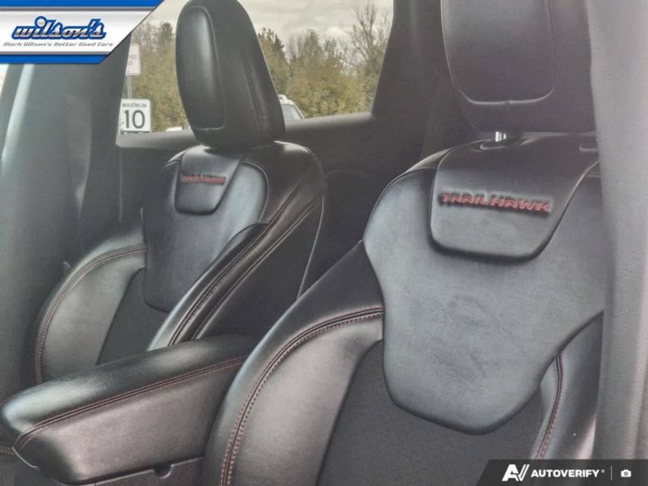 2020 Jeep Cherokee Trailhawk 4WD | Leather Trim | Nav | CarPlay & Android Auto | Htd Seats & Steering & More ! Photo