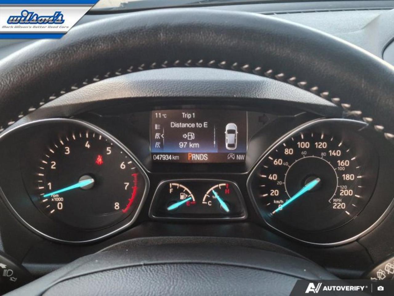 2019 Ford Escape Titanium 4WD | Tow Pkg | Leather Trim | Pano Roof | Sport Appearance Pkg | Nav | Htd Seats and More! Photo