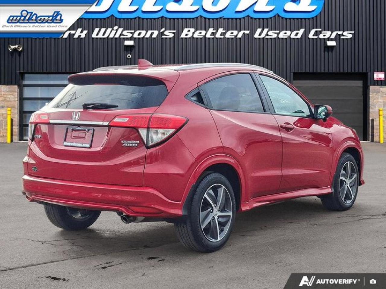 2019 Honda HR-V Touring AWD | Leather | Sunroof | Nav | Adaptive Cruise | Heated Seats | and More ! Photo