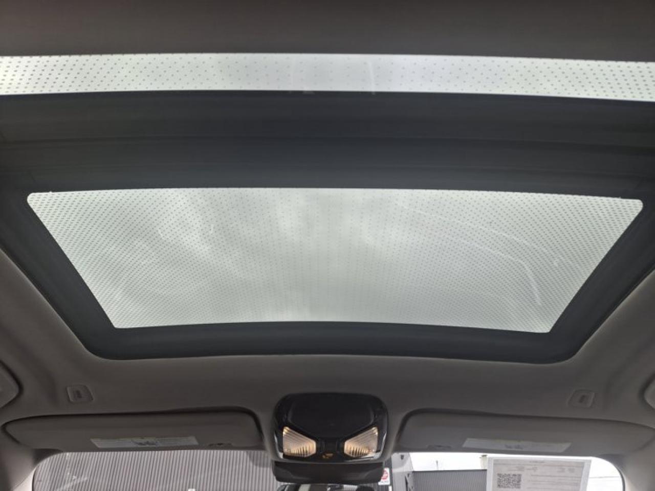 2023 BMW X7 xDrive40i | 3rd Row | Premium Enhanced Pkg | HUD | Nav | Pano Roof | 360 Camera | Leather and More ! Photo