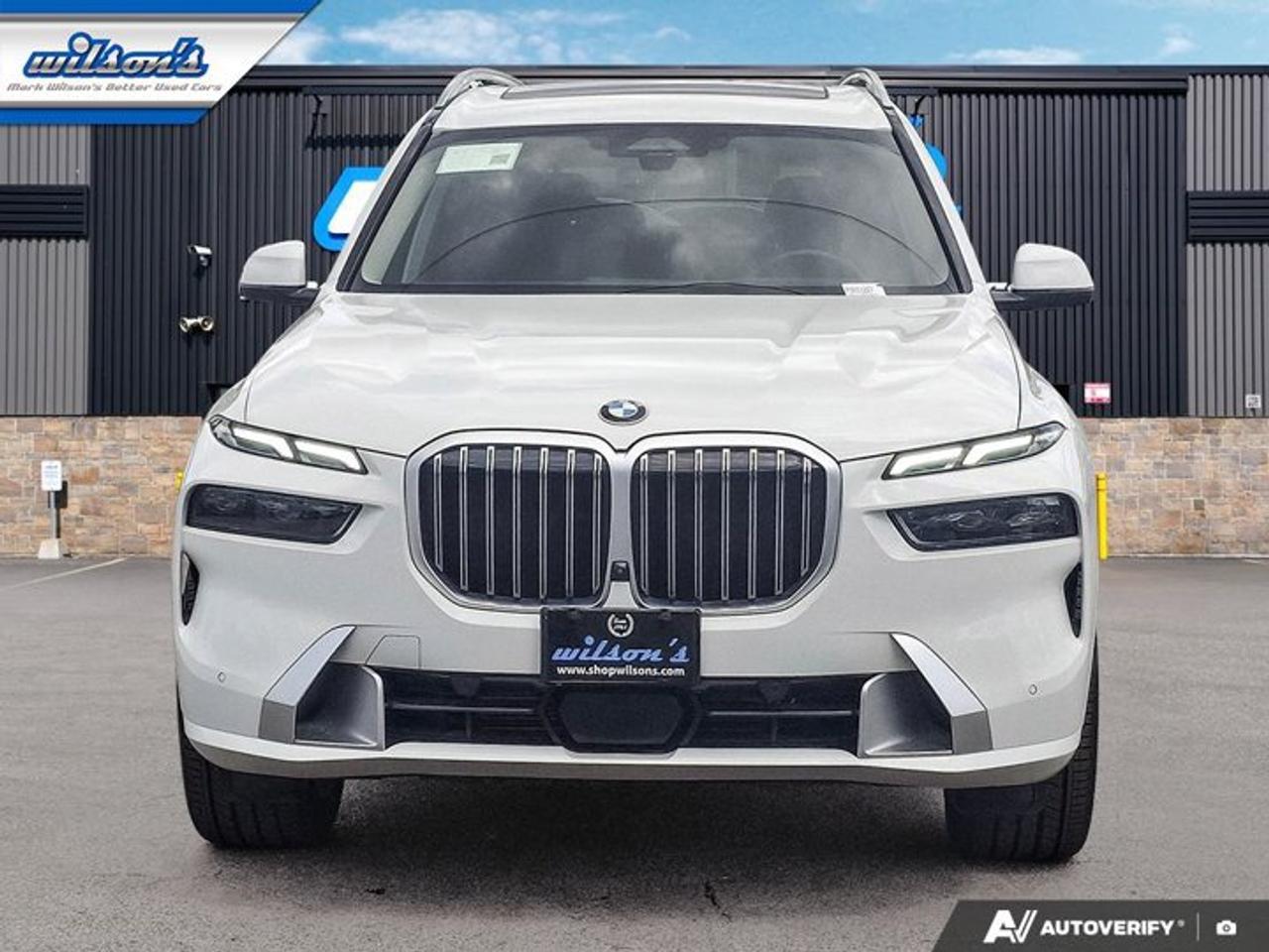2023 BMW X7 xDrive40i | Premium Enhanced Pkg | HUD | Nav | Pano Roof | 3rd Row | 360 Camera | Leather and More ! Photo