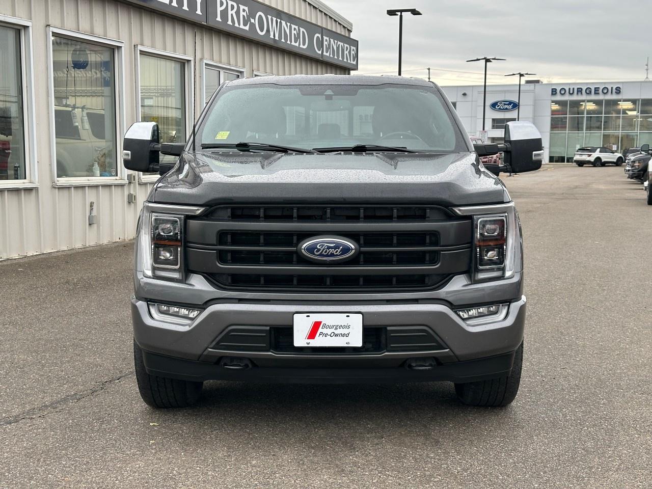 2021 Ford F-150 Lariat 4WD SuperCrew 5.5' Box Photo2
