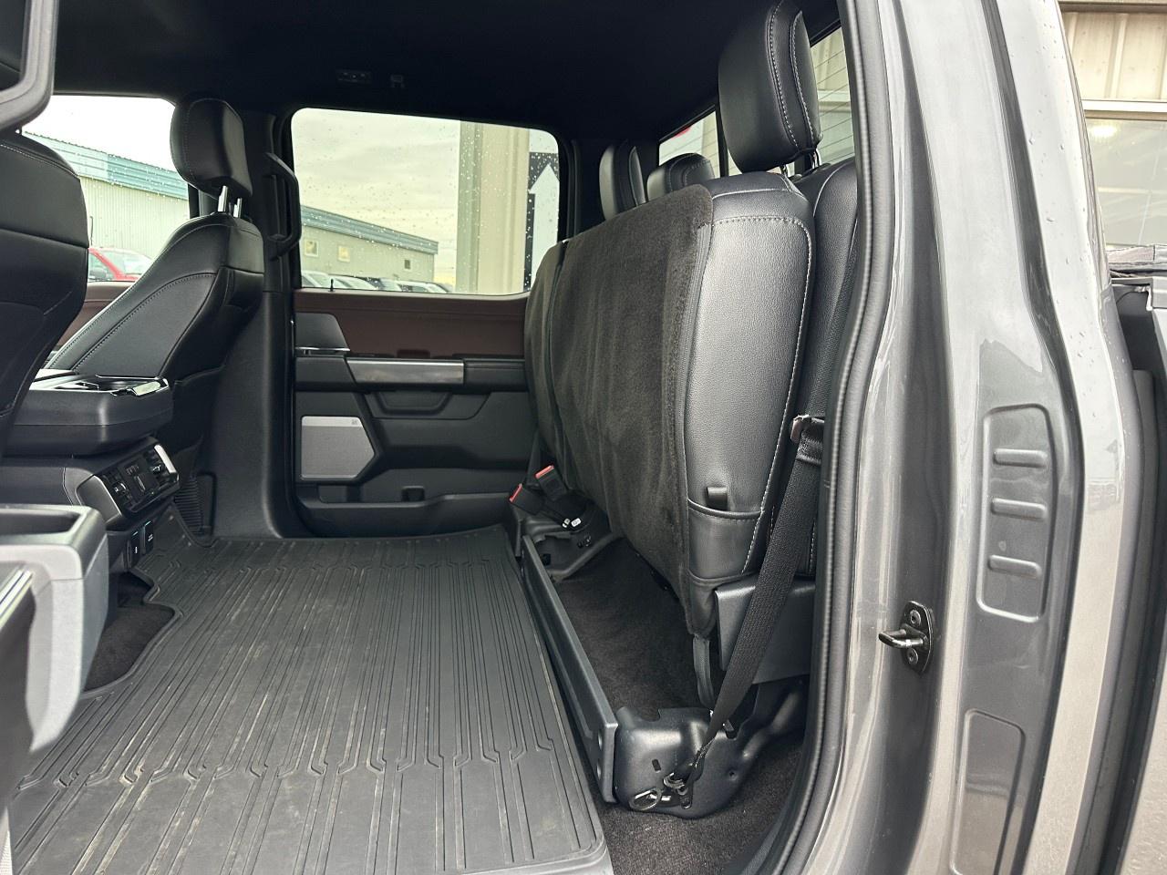 2021 Ford F-150 Lariat 4WD SuperCrew 5.5' Box Photo