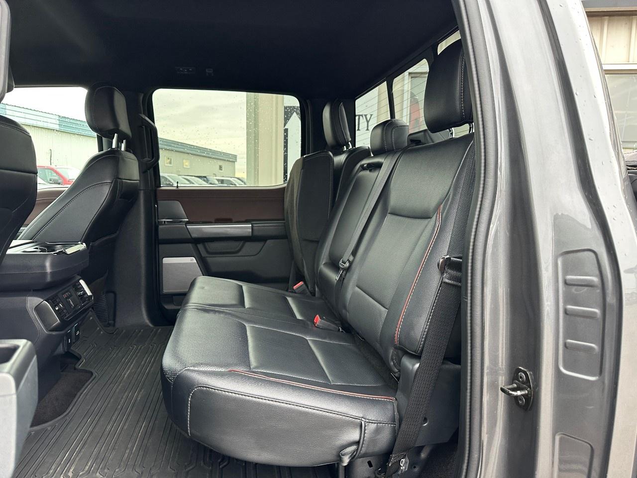 2021 Ford F-150 Lariat 4WD SuperCrew 5.5' Box Photo