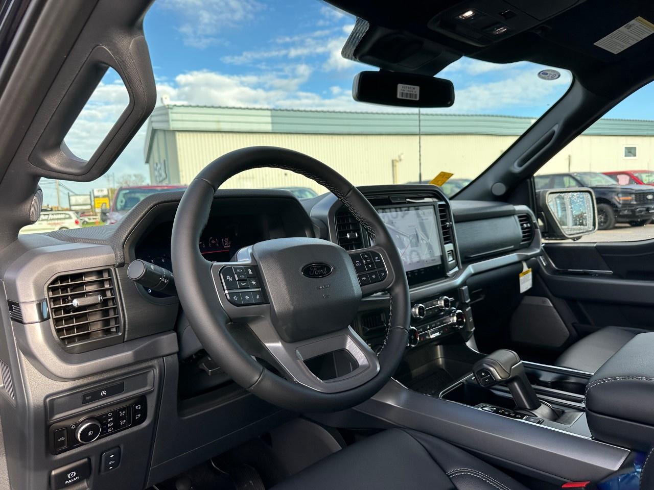 2025 Ford F-150 XLT 4WD SuperCrew 5.5' Box Photo