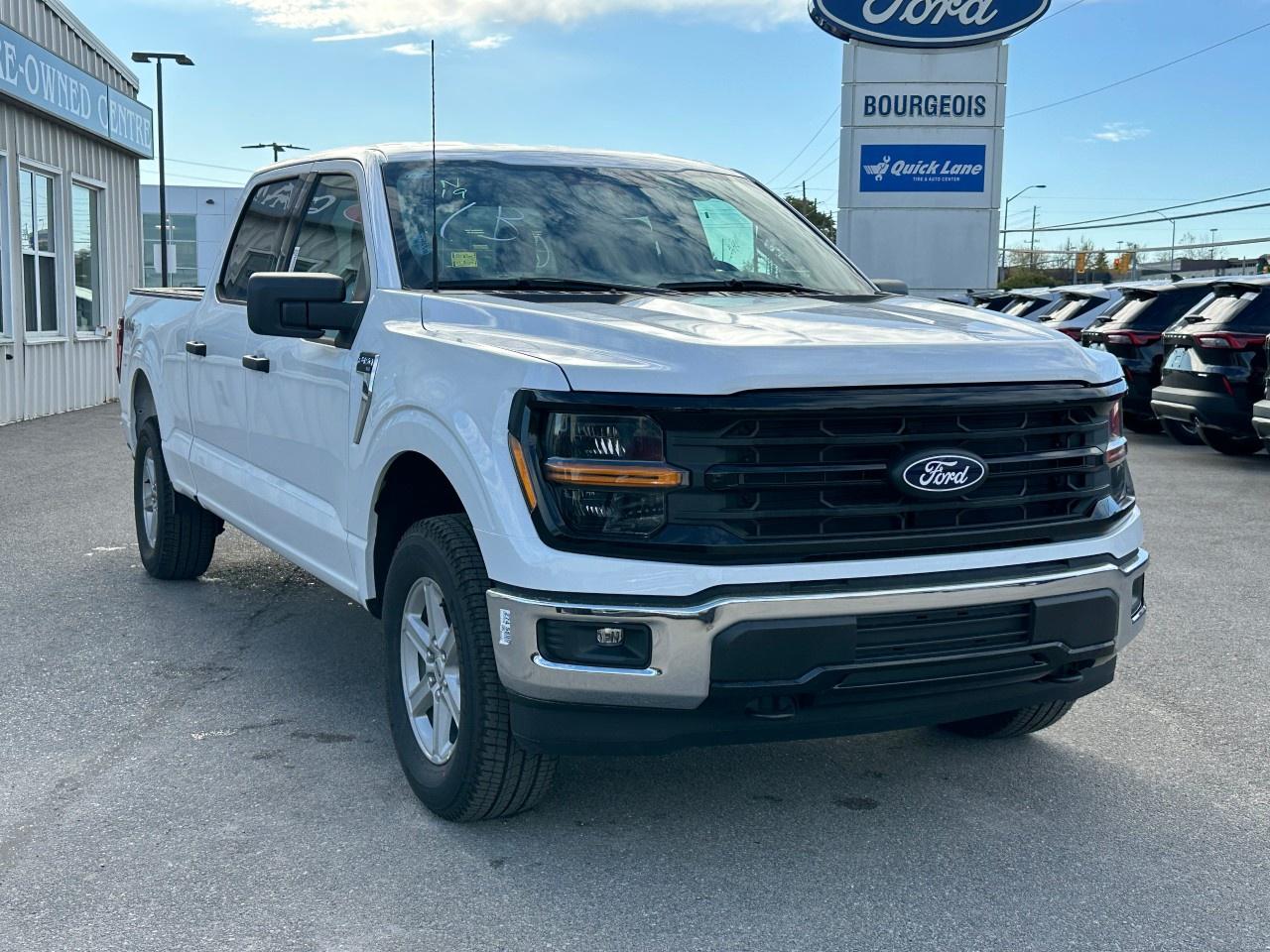 2025 Ford F-150 XLT 4WD SuperCrew 6.5' Box Photo3