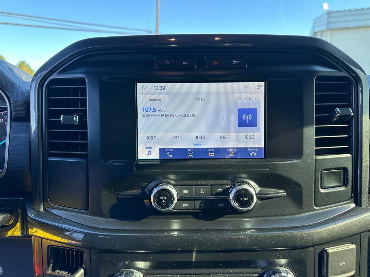 2021 Ford F-150 XLT 4WD SuperCrew 6.5' Box Photo