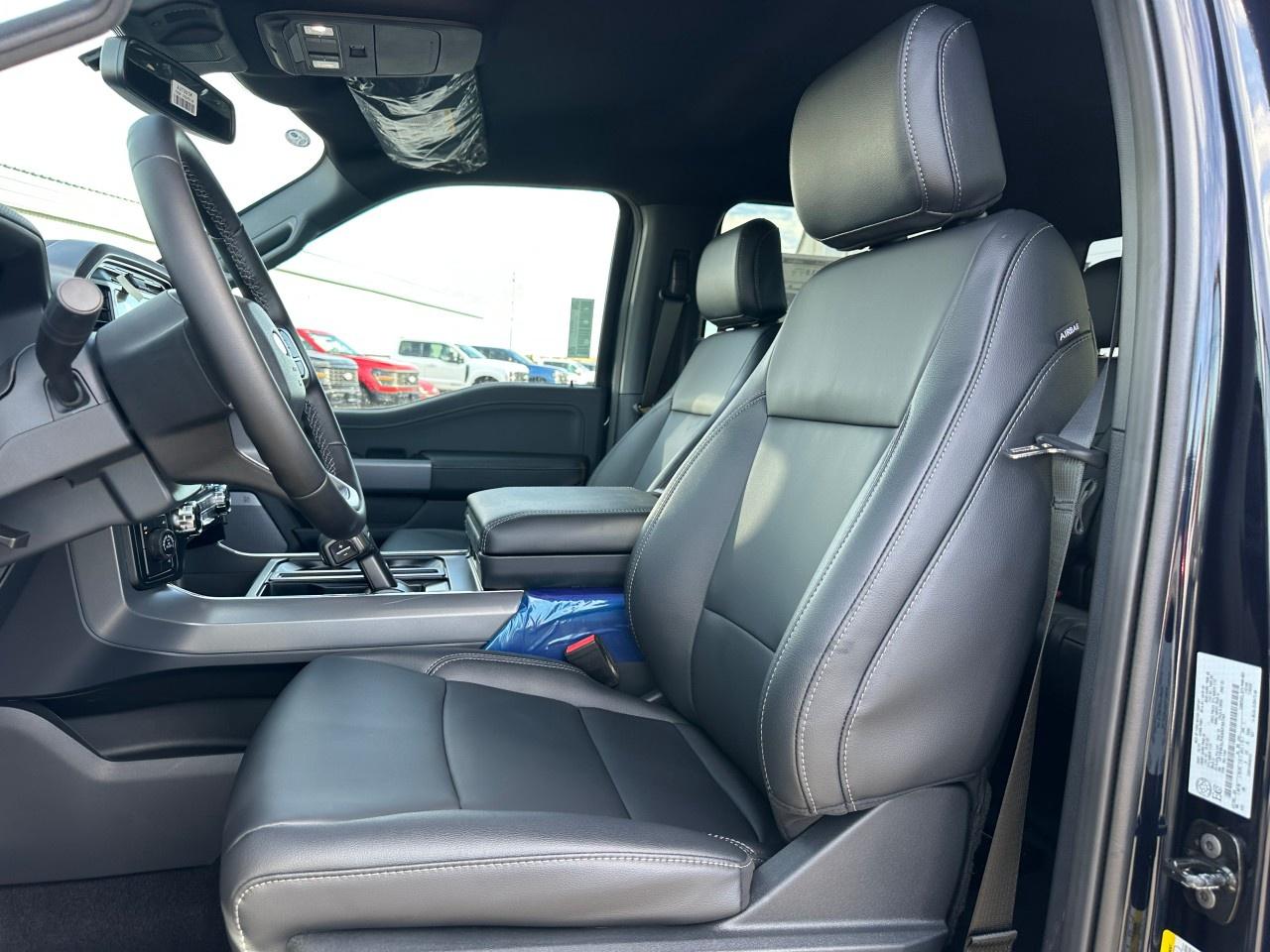 2025 Ford F-150 XLT 4WD SuperCrew 5.5' Box Photo