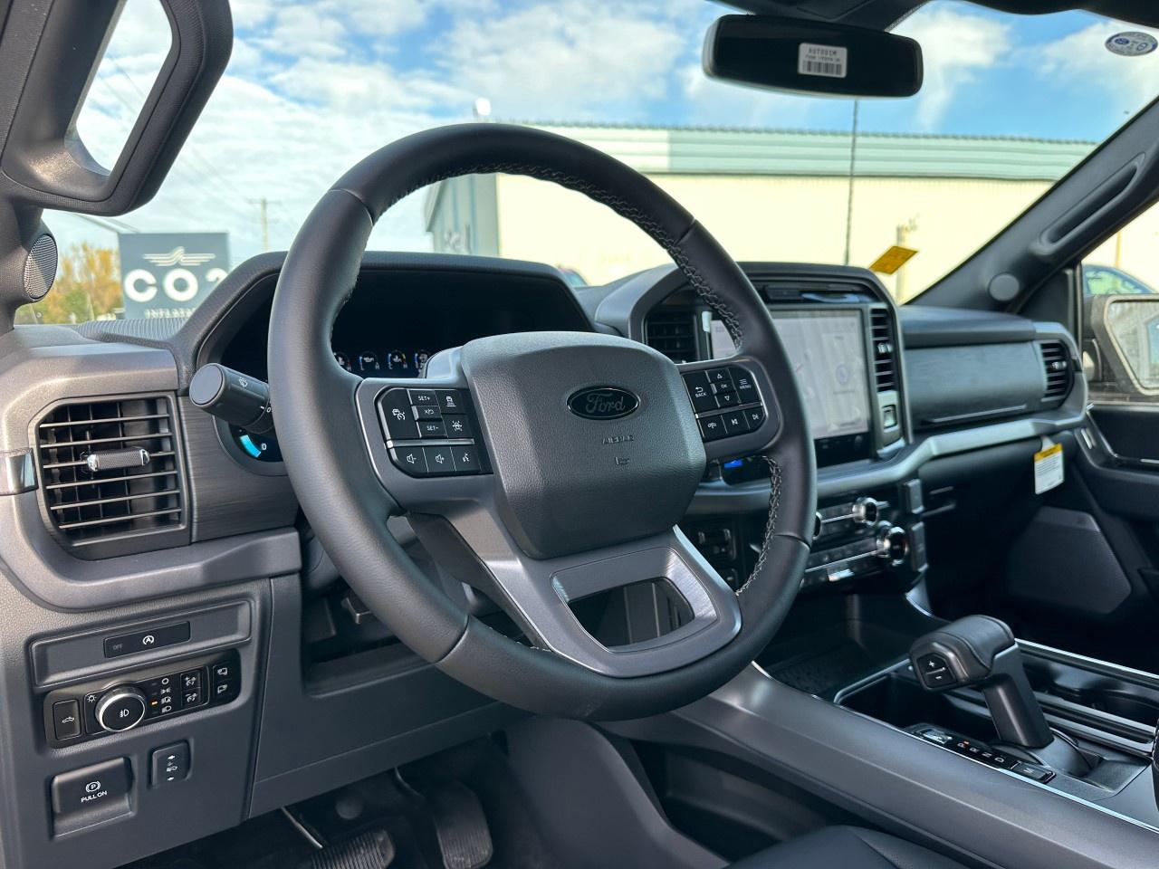 2025 Ford F-150 XLT 4WD SuperCrew 5.5' Box Photo