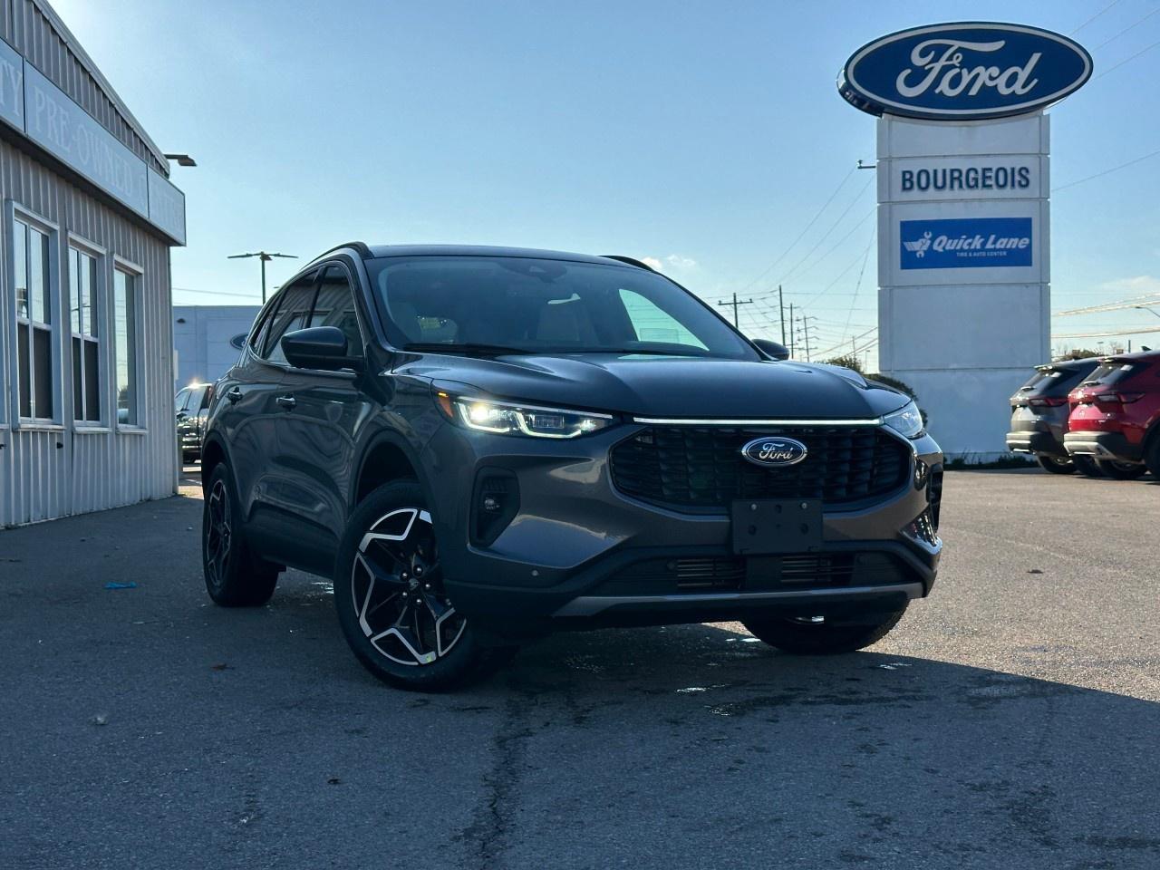 New 2026 Ford Escape Platinum AWD for sale in Midland, ON