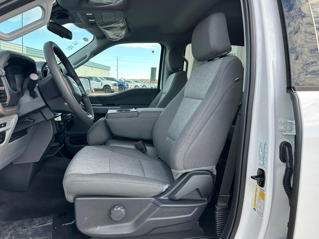 2025 Ford F-150 XLT 4WD SuperCrew 6.5' Box Photo