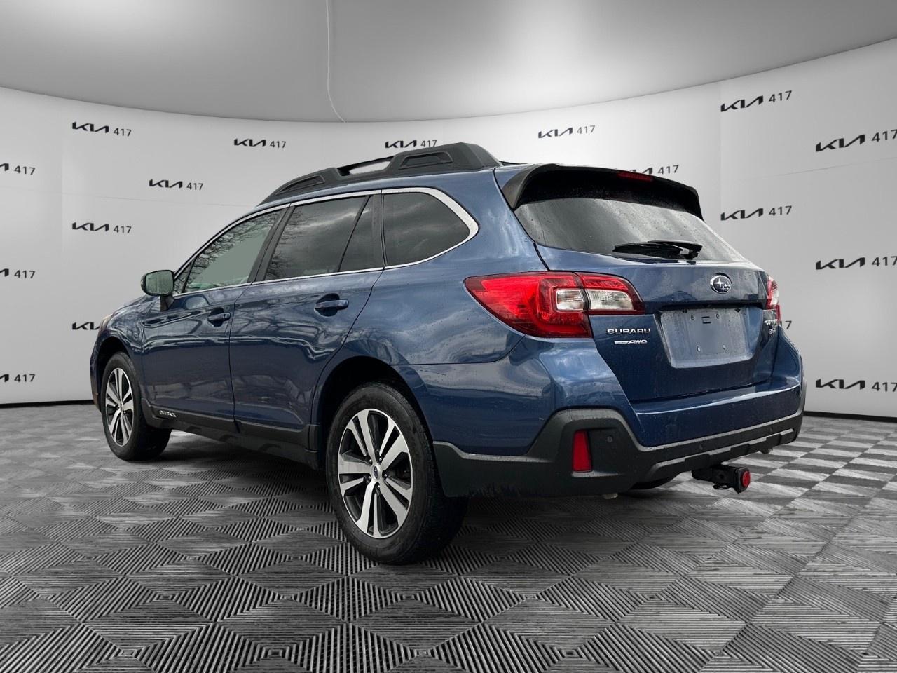 2019 Subaru Outback 3.6R Limited w/ Eyesight at Photo2