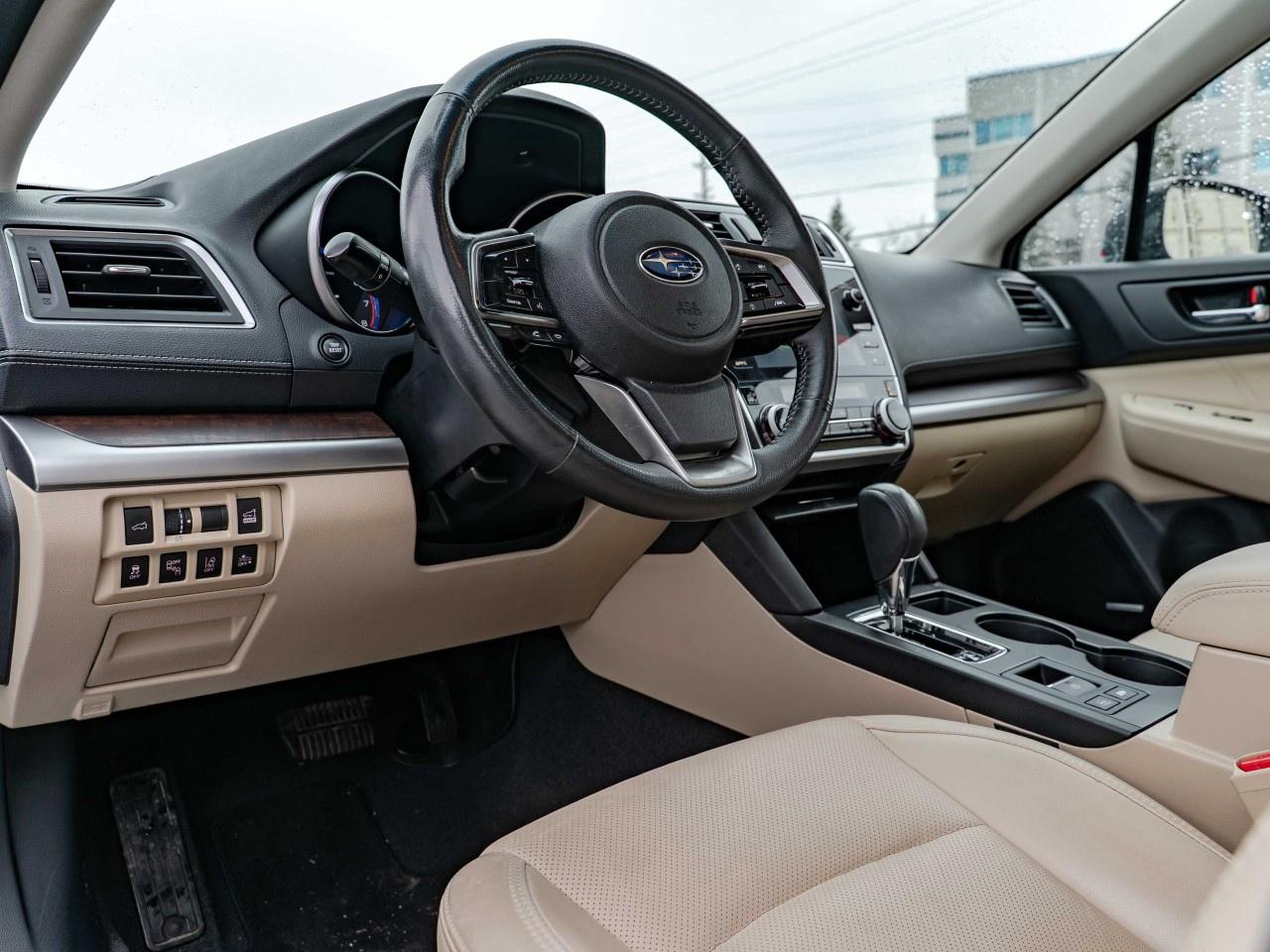 2019 Subaru Outback 3.6R Limited w/ Eyesight at Photo