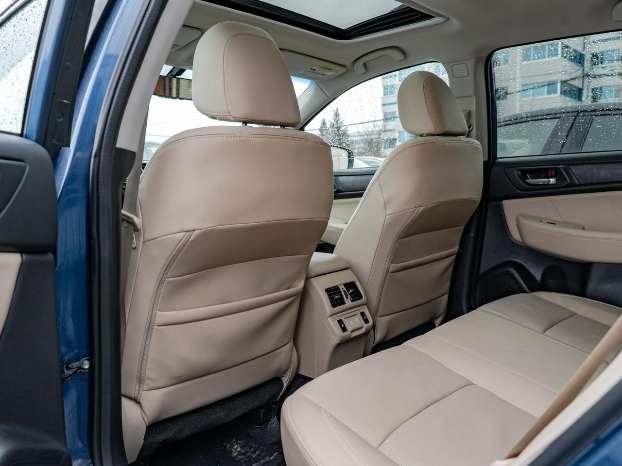 2019 Subaru Outback 3.6R Limited w/ Eyesight at Photo