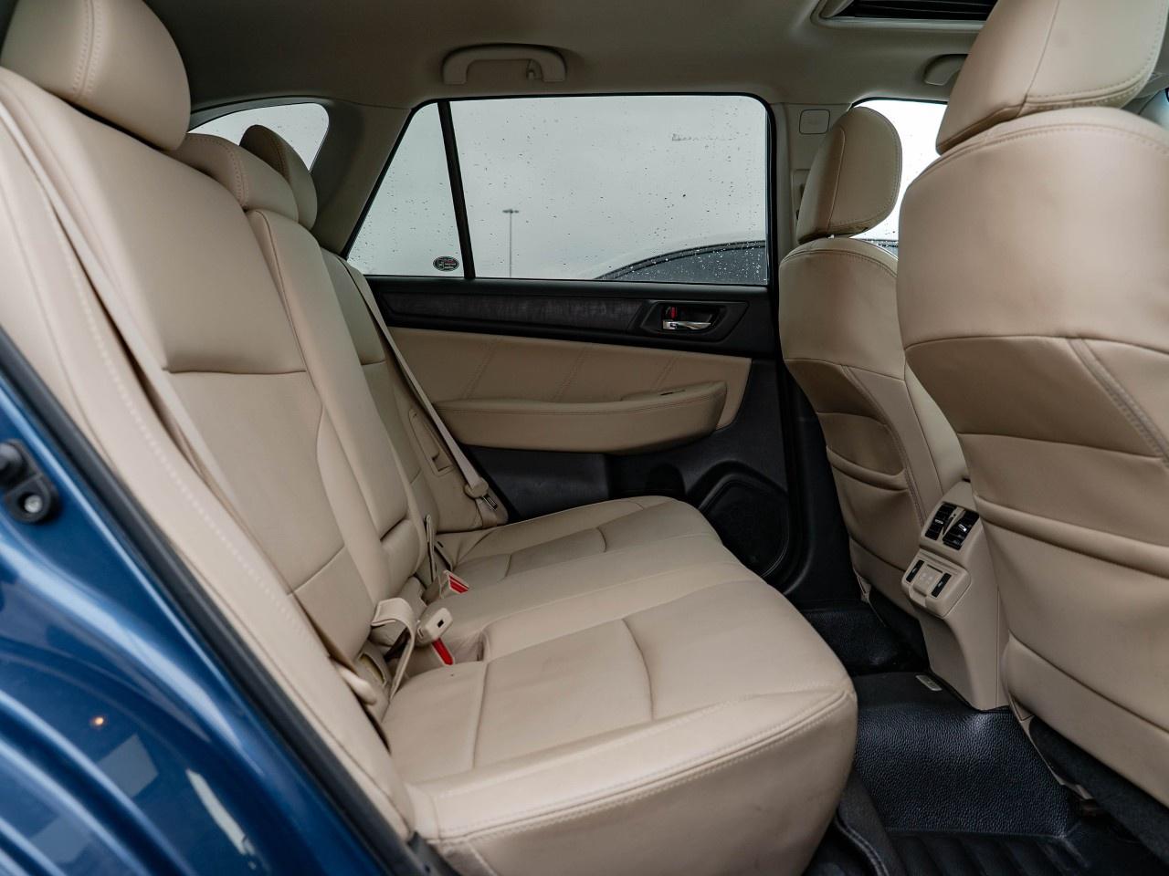 2019 Subaru Outback 3.6R Limited w/ Eyesight at Photo