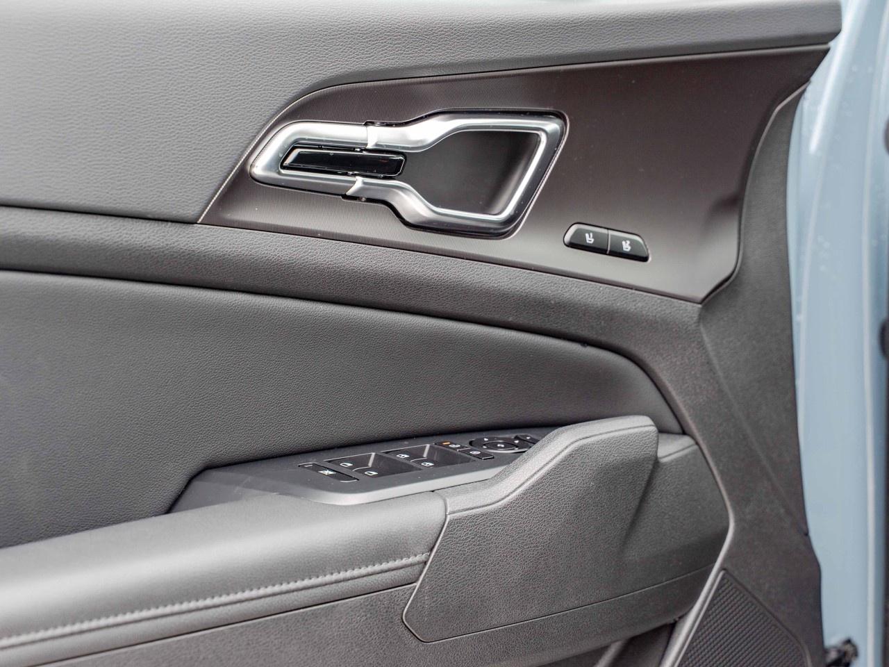 2026 Kia Sportage EX Premium AWD w/Black Interior Photo