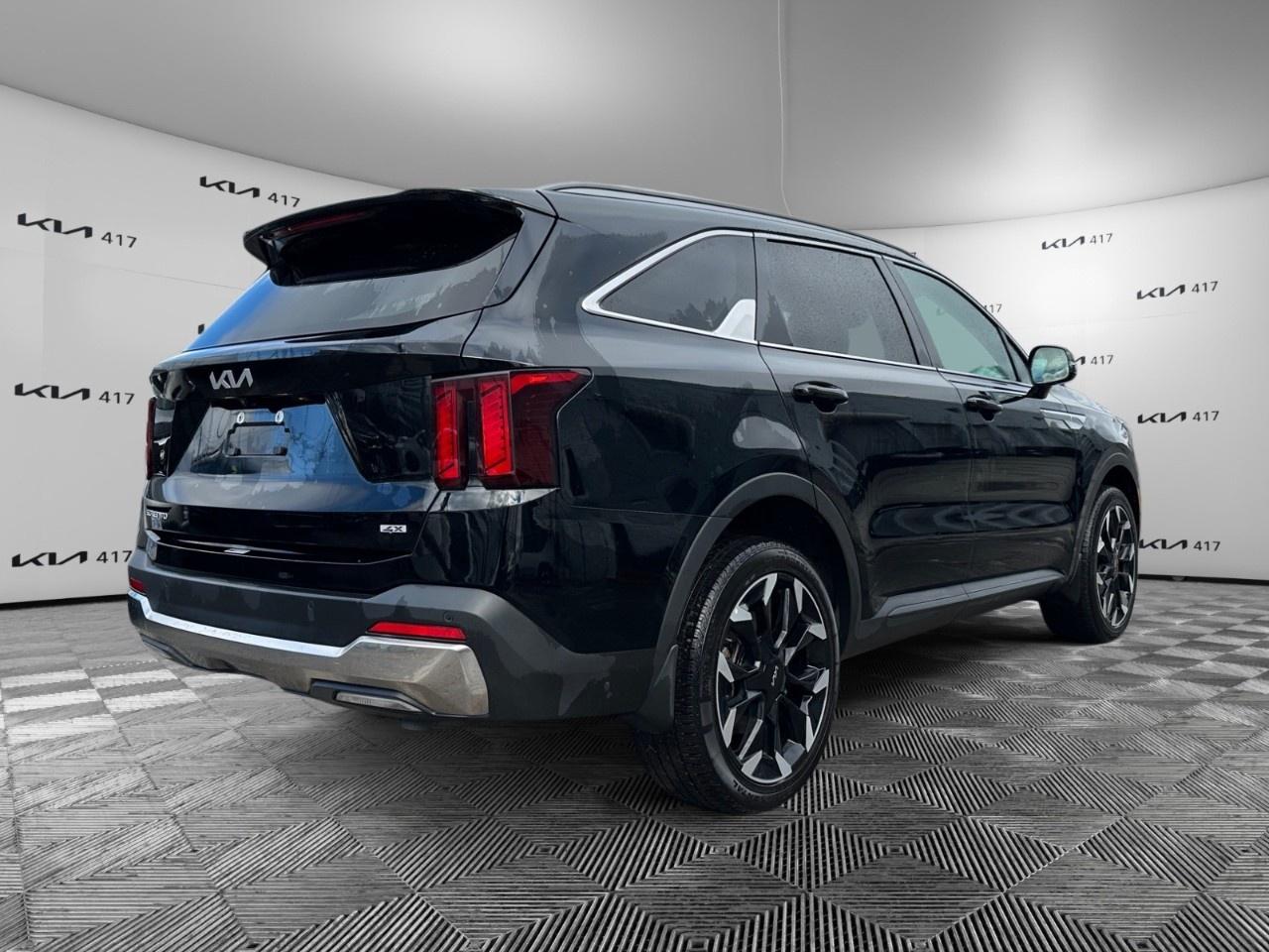 2024 Kia Sorento EX AWD Photo4