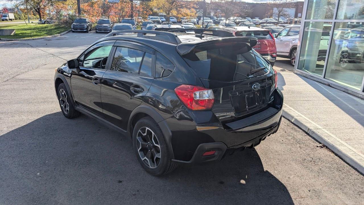 2015 Subaru XV Crosstrek 5dr Man 2.0i w/Touring Pkg Photo