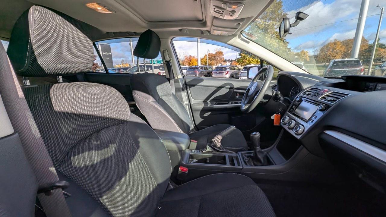 2015 Subaru XV Crosstrek 5dr Man 2.0i w/Touring Pkg Photo