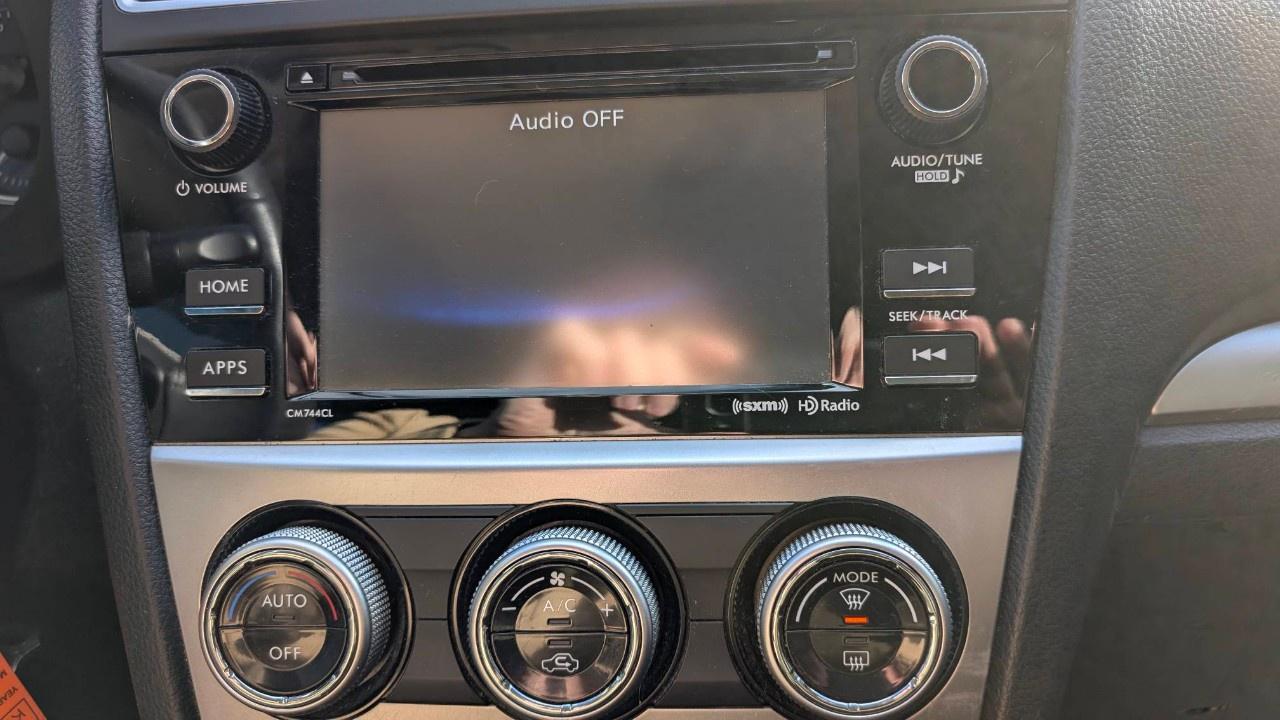 2015 Subaru XV Crosstrek 5dr Man 2.0i w/Touring Pkg Photo