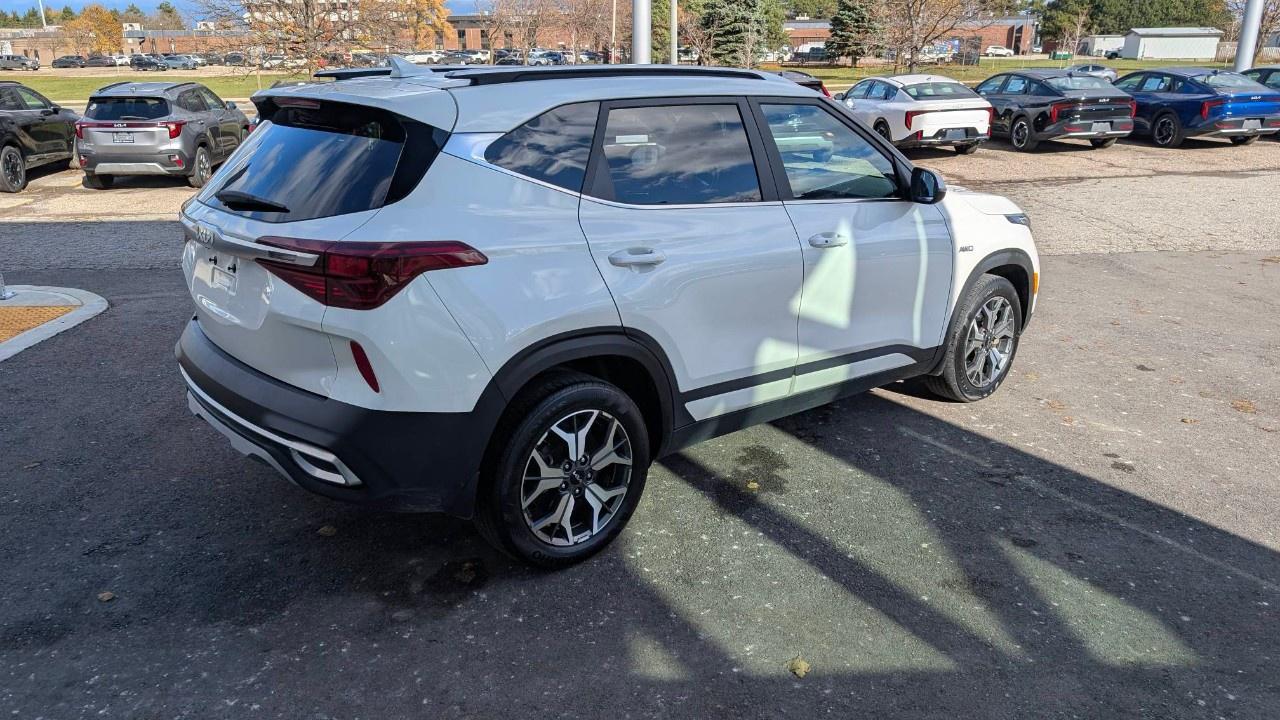 2023 Kia Seltos EX PREMIUM AWD Photo