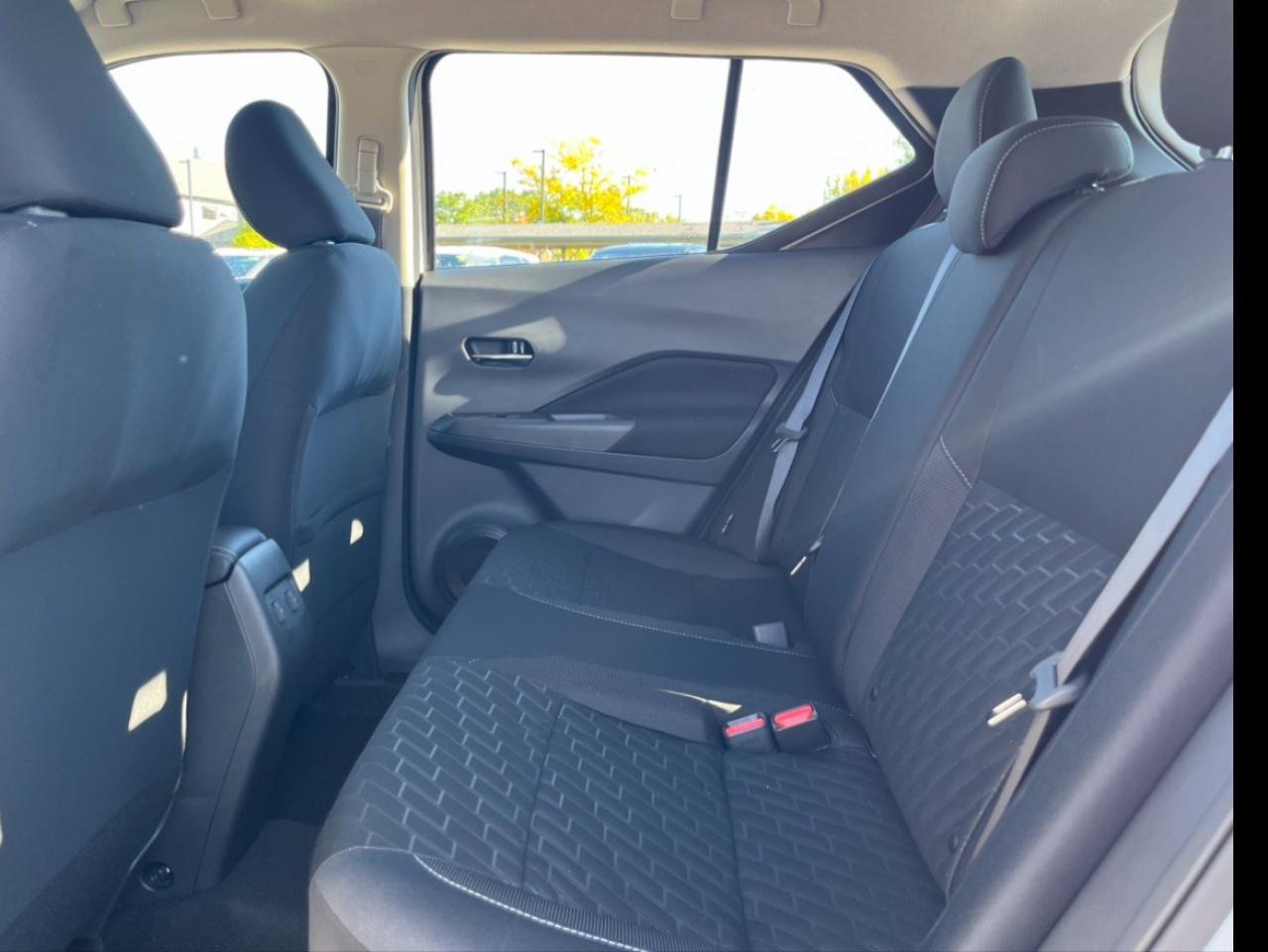 2025 Nissan Kicks Play SV FWD Photo