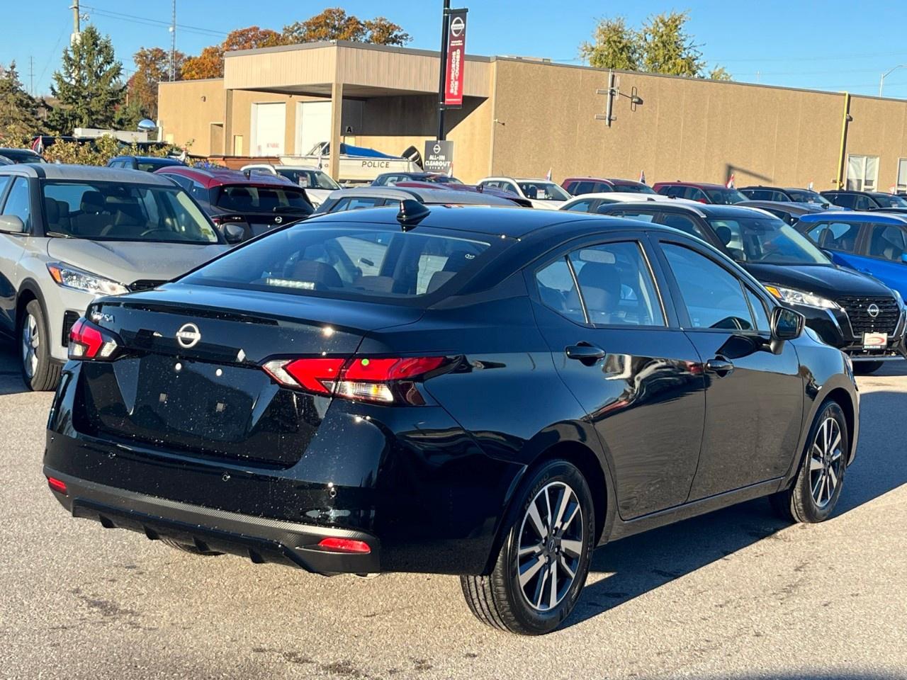 2025 Nissan Versa SV CVT Photo