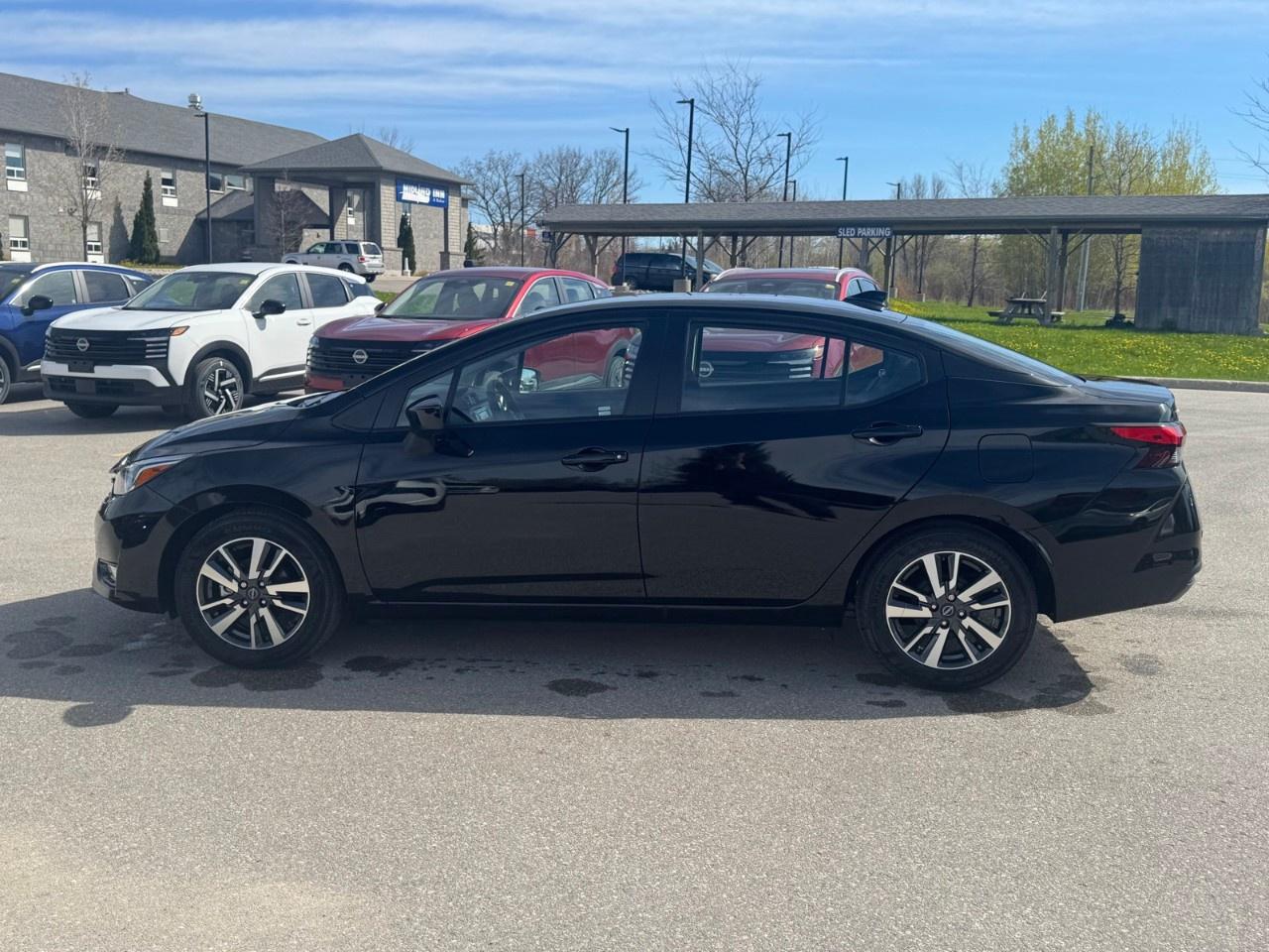 2025 Nissan Versa SV CVT Photo