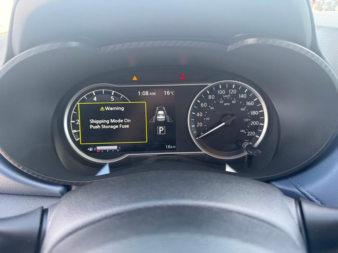 2025 Nissan Versa SV CVT Photo