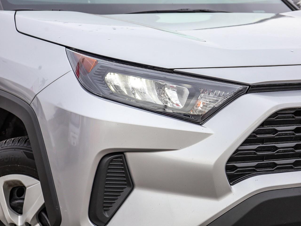 2023 Toyota RAV4 LE Photo