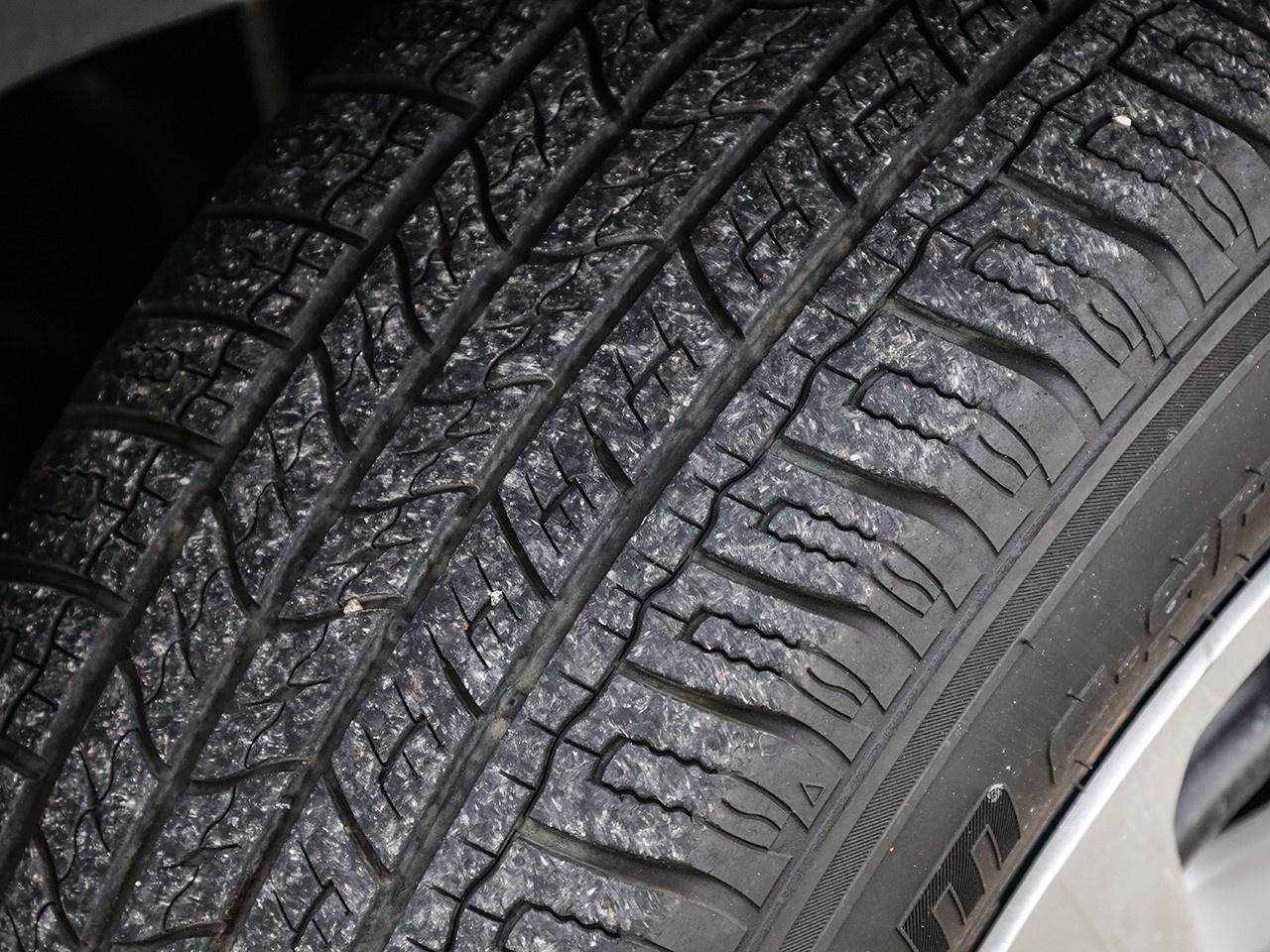 2023 Toyota RAV4 LE Photo